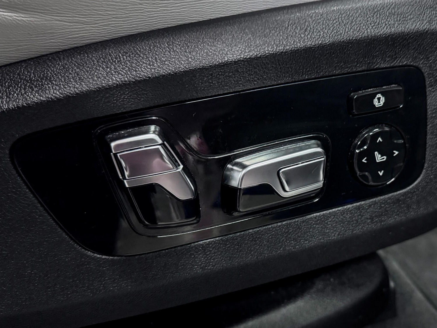 Used BMW X5 M 2024 for sale - 77144299: Photo 28