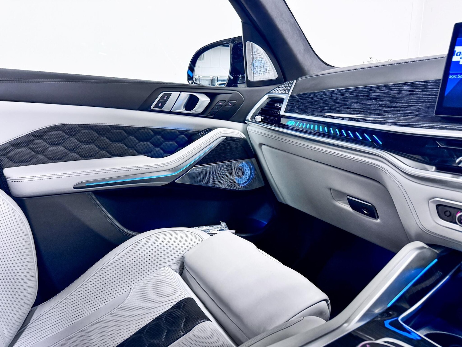 Used BMW X5 M 2024 for sale - 77144299: Photo 37