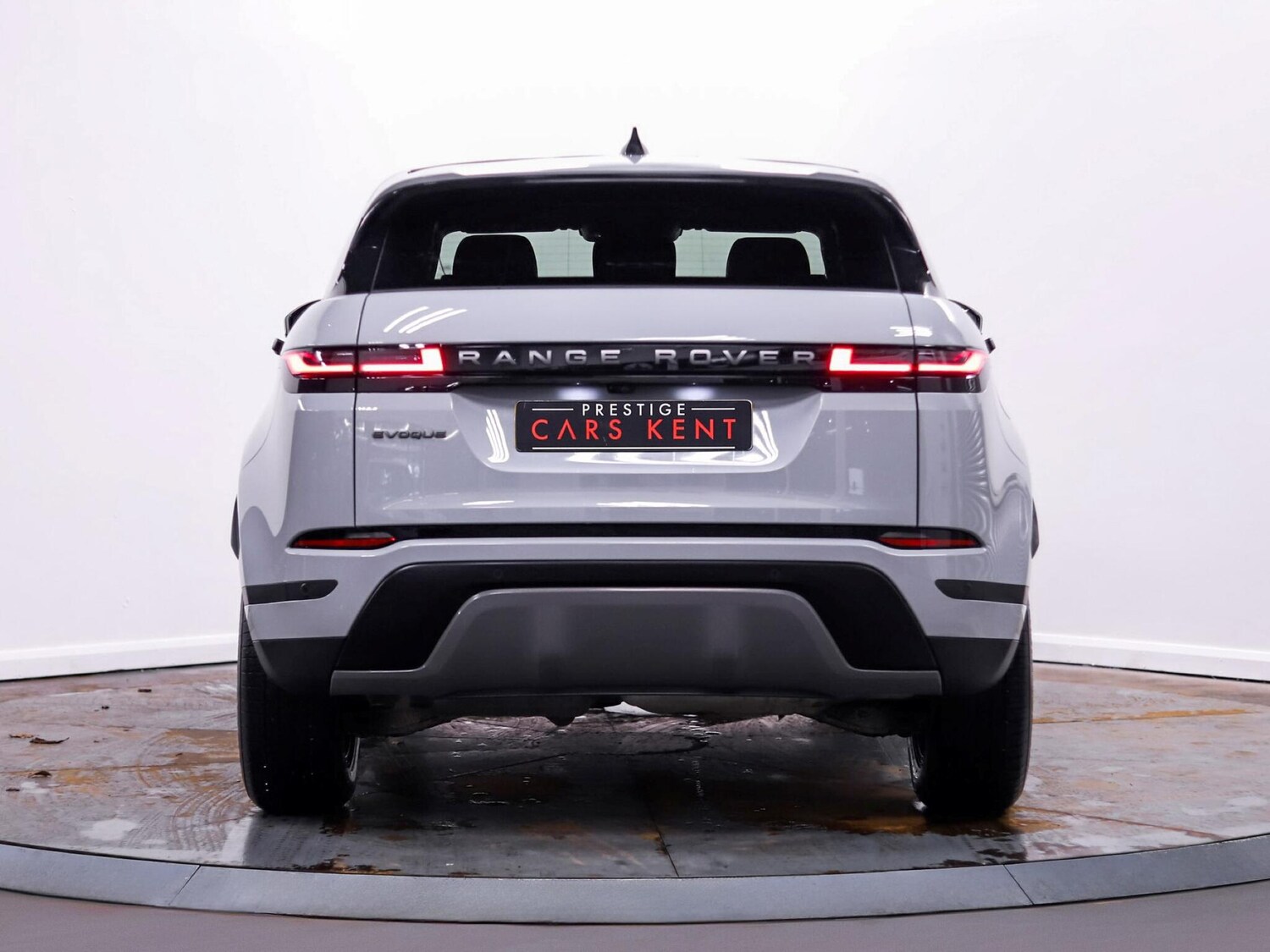 Used Land Rover Range Rover Evoque 2023 for sale - 77574845: Photo 11