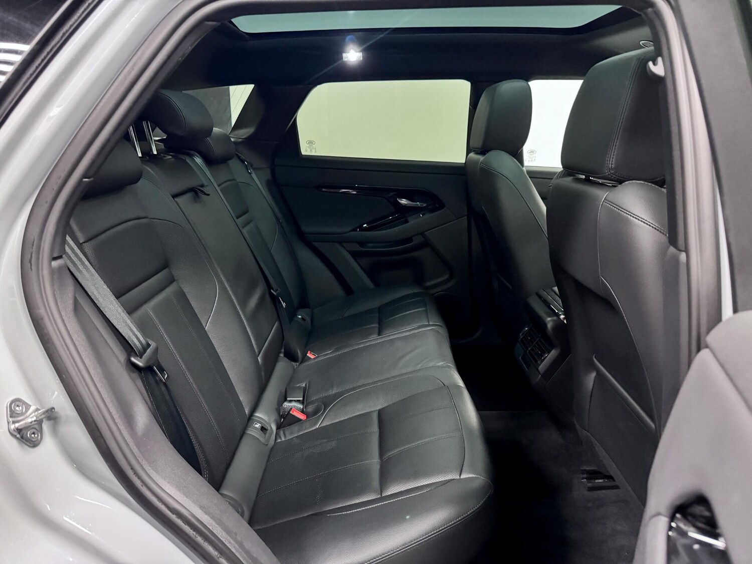 Used Land Rover Range Rover Evoque 2023 for sale - 77574845: Photo 34