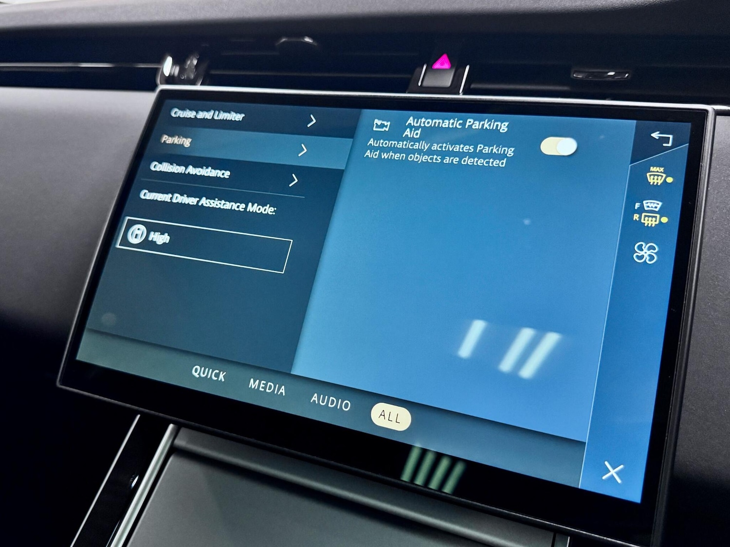 Used Land Rover Range Rover Evoque 2023 for sale - 77574845: Photo 43