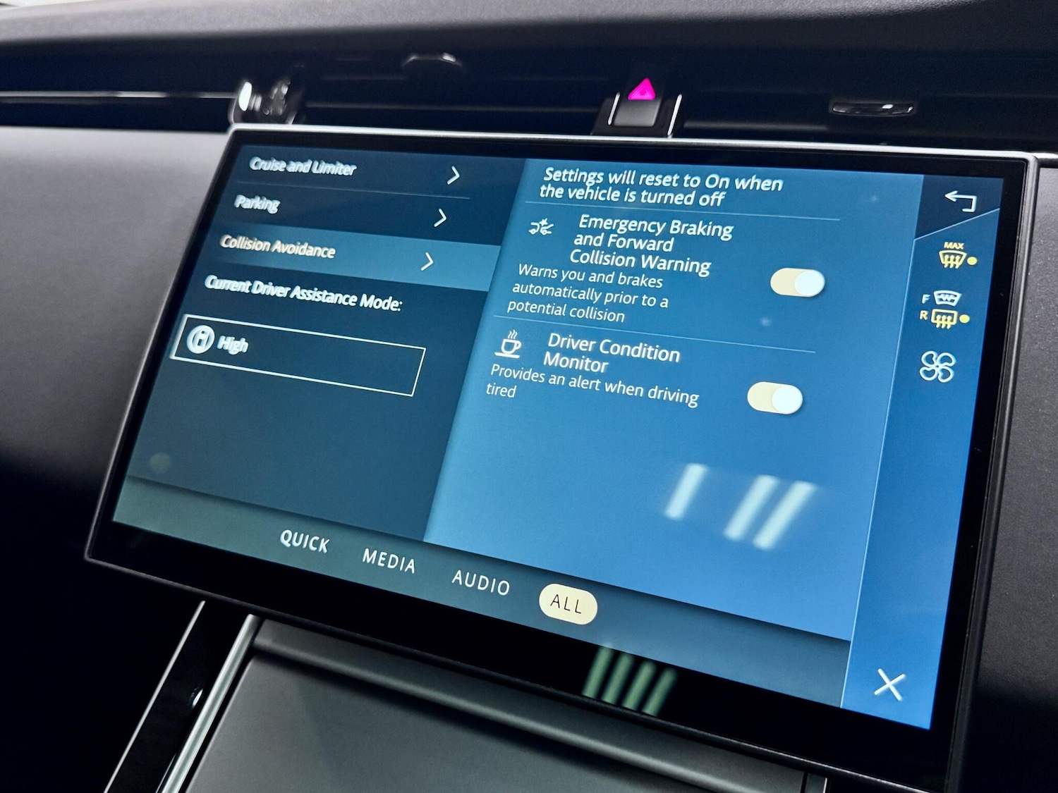 Used Land Rover Range Rover Evoque 2023 for sale - 77574845: Photo 44