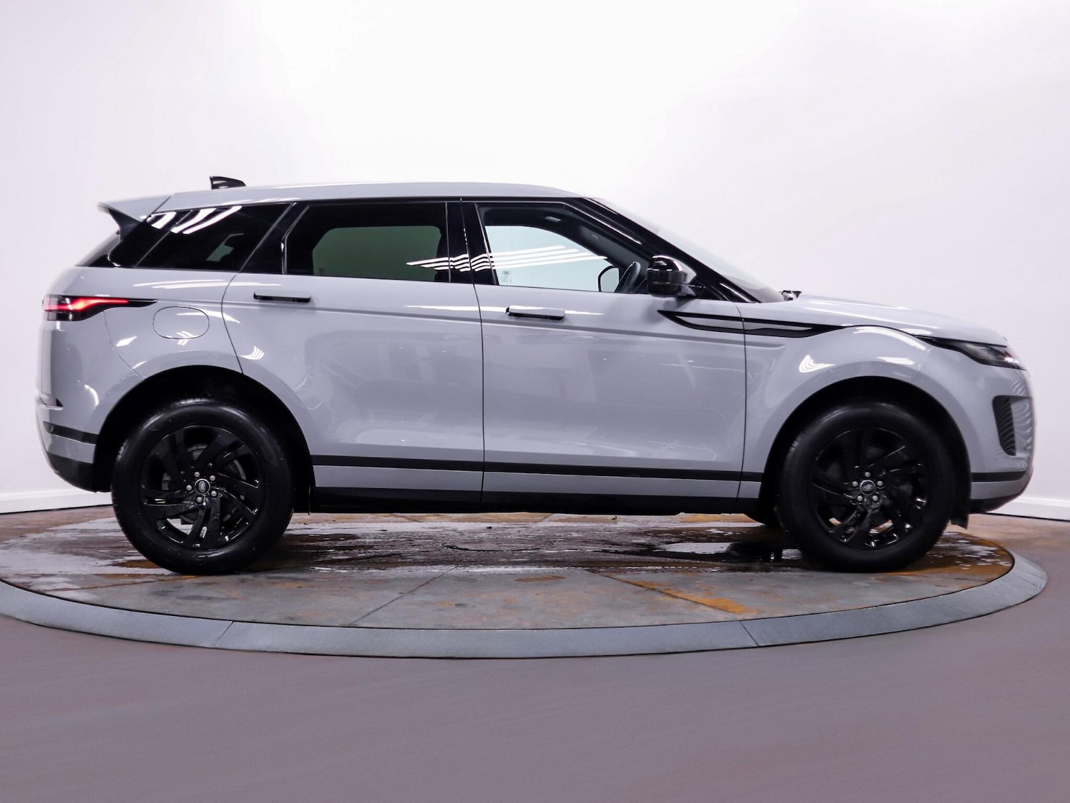 Used Land Rover Range Rover Evoque 2023 for sale - 77574845: Photo 8