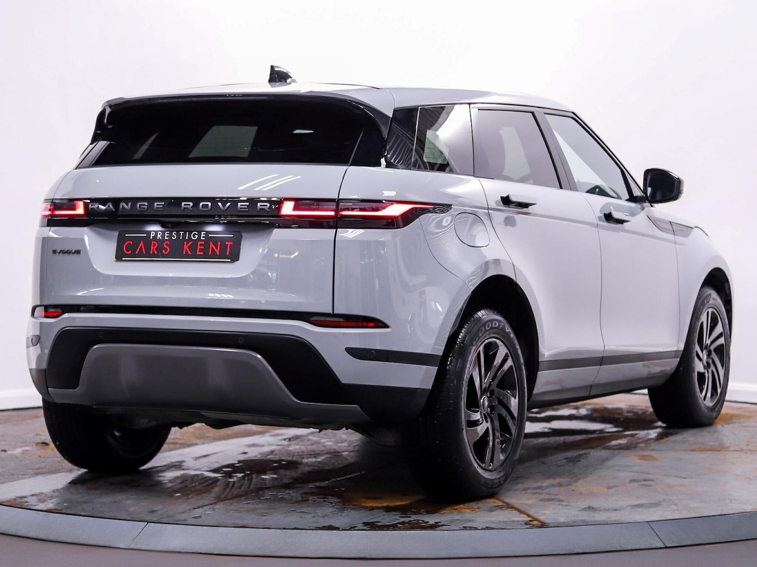 Used Land Rover Range Rover Evoque 2023 for sale - 77574845: Photo 9