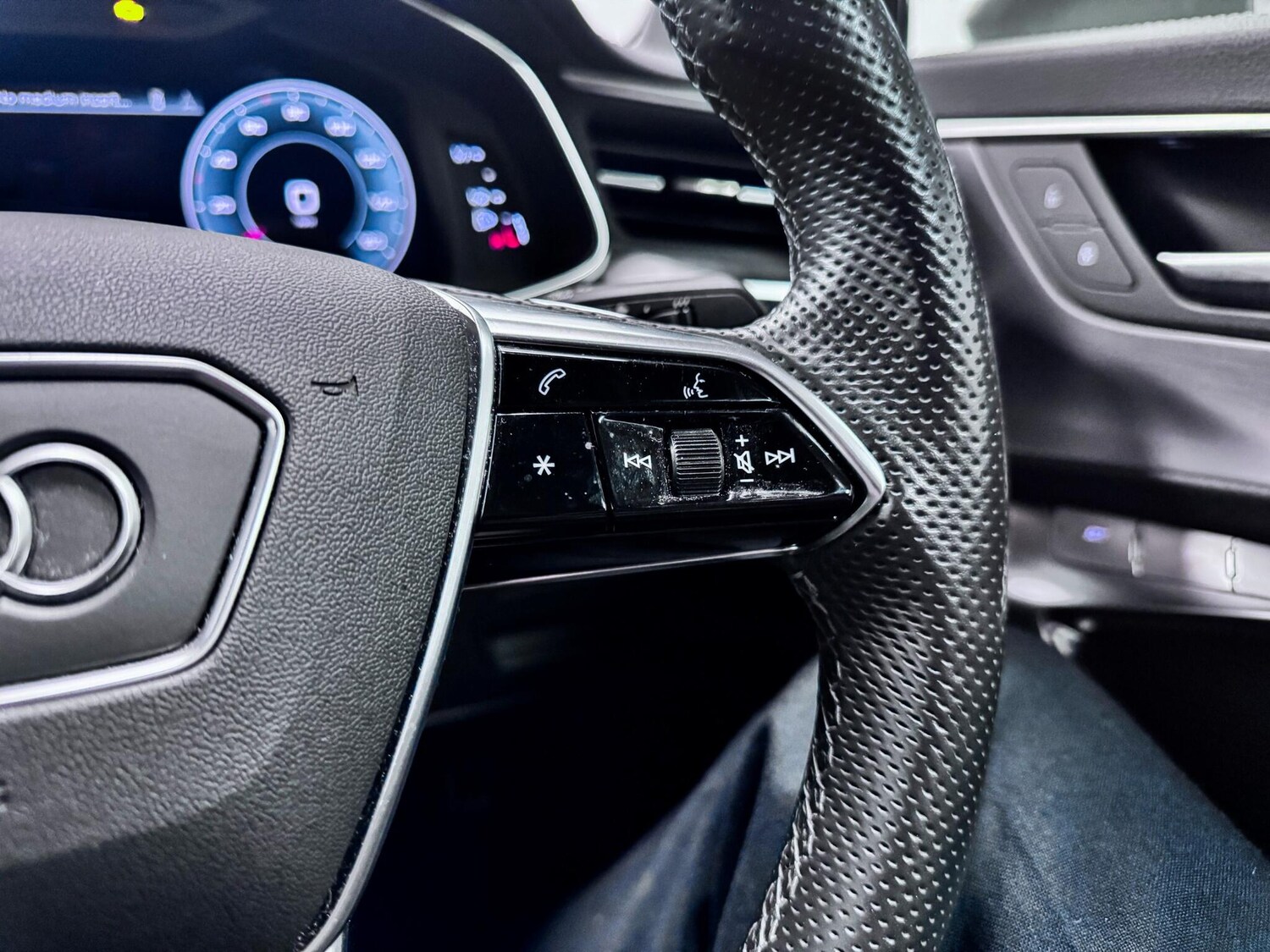 Used Audi A6 Saloon 2022 for sale - 77587380: Photo 35