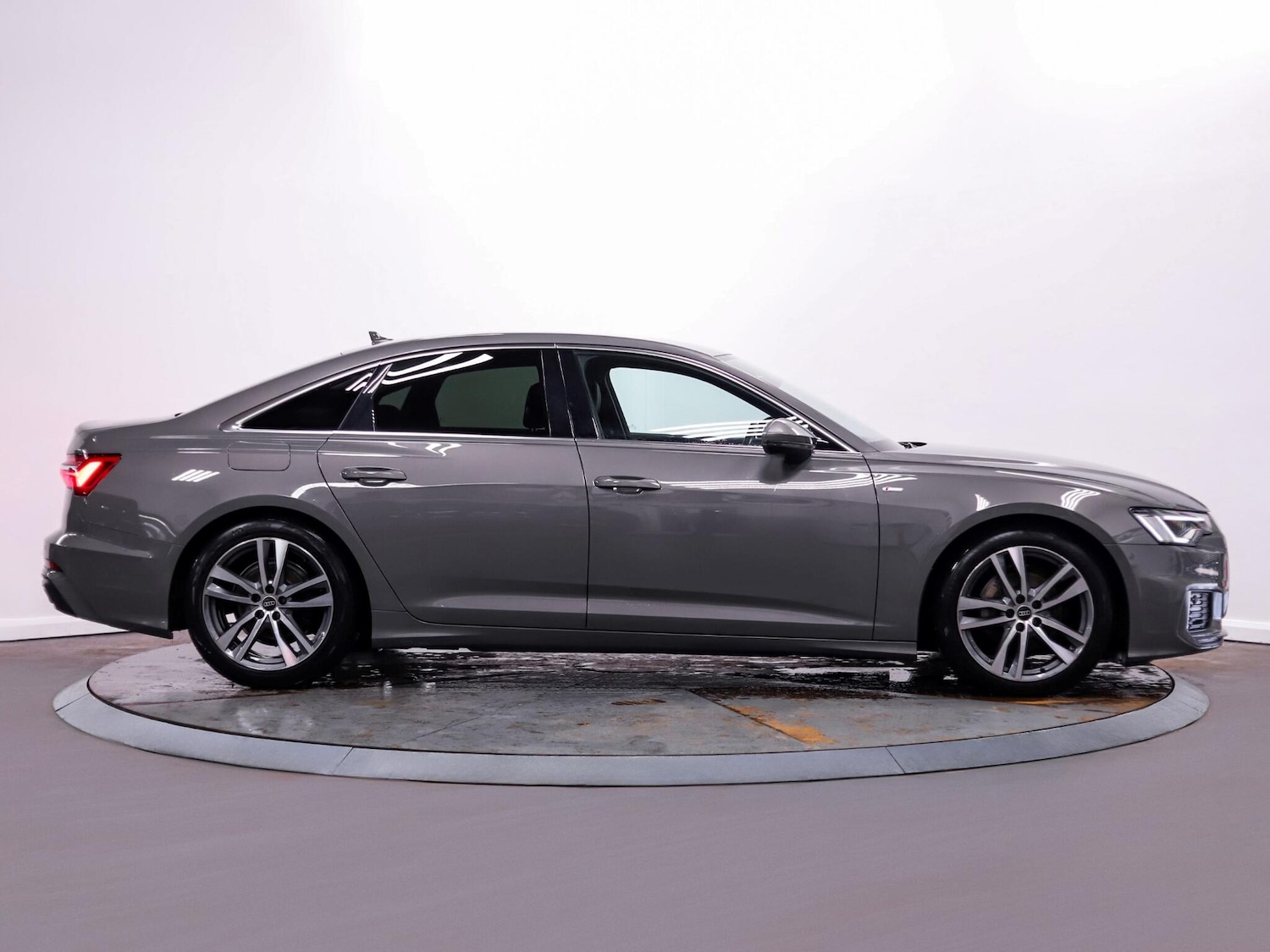 Used Audi A6 Saloon 2022 for sale - 77587380: Photo 8