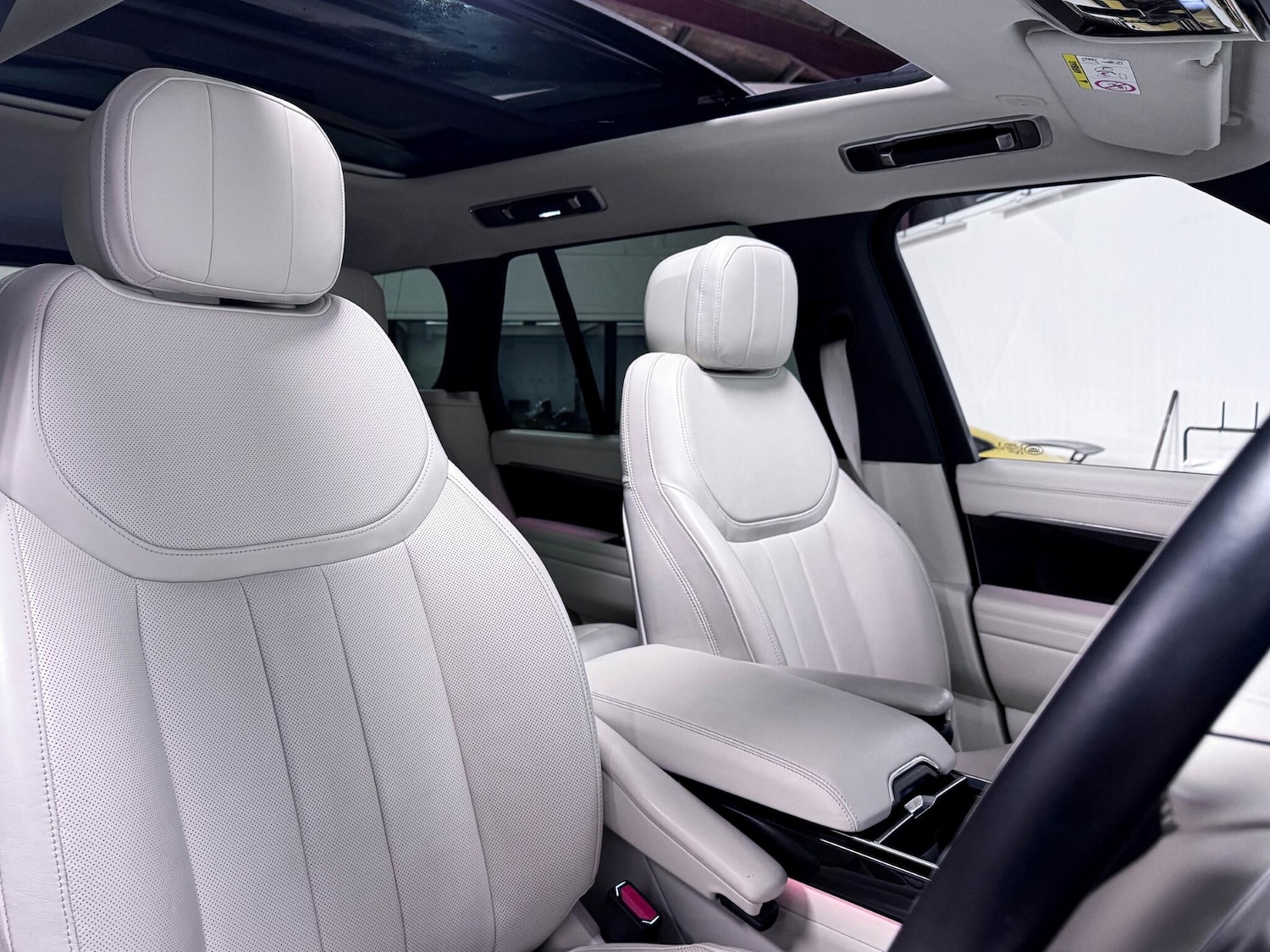 Used Land Rover Range Rover for sale - 76865624: Photo 24