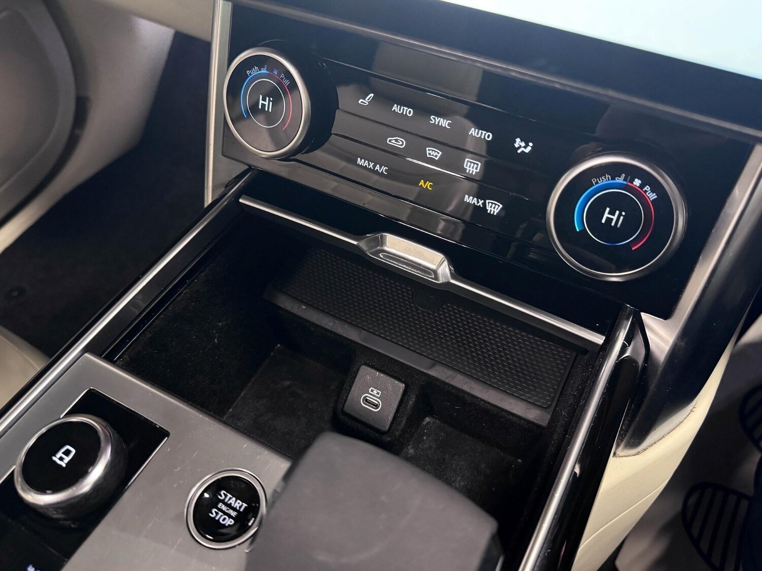 Used Land Rover Range Rover for sale - 76865624: Photo 35