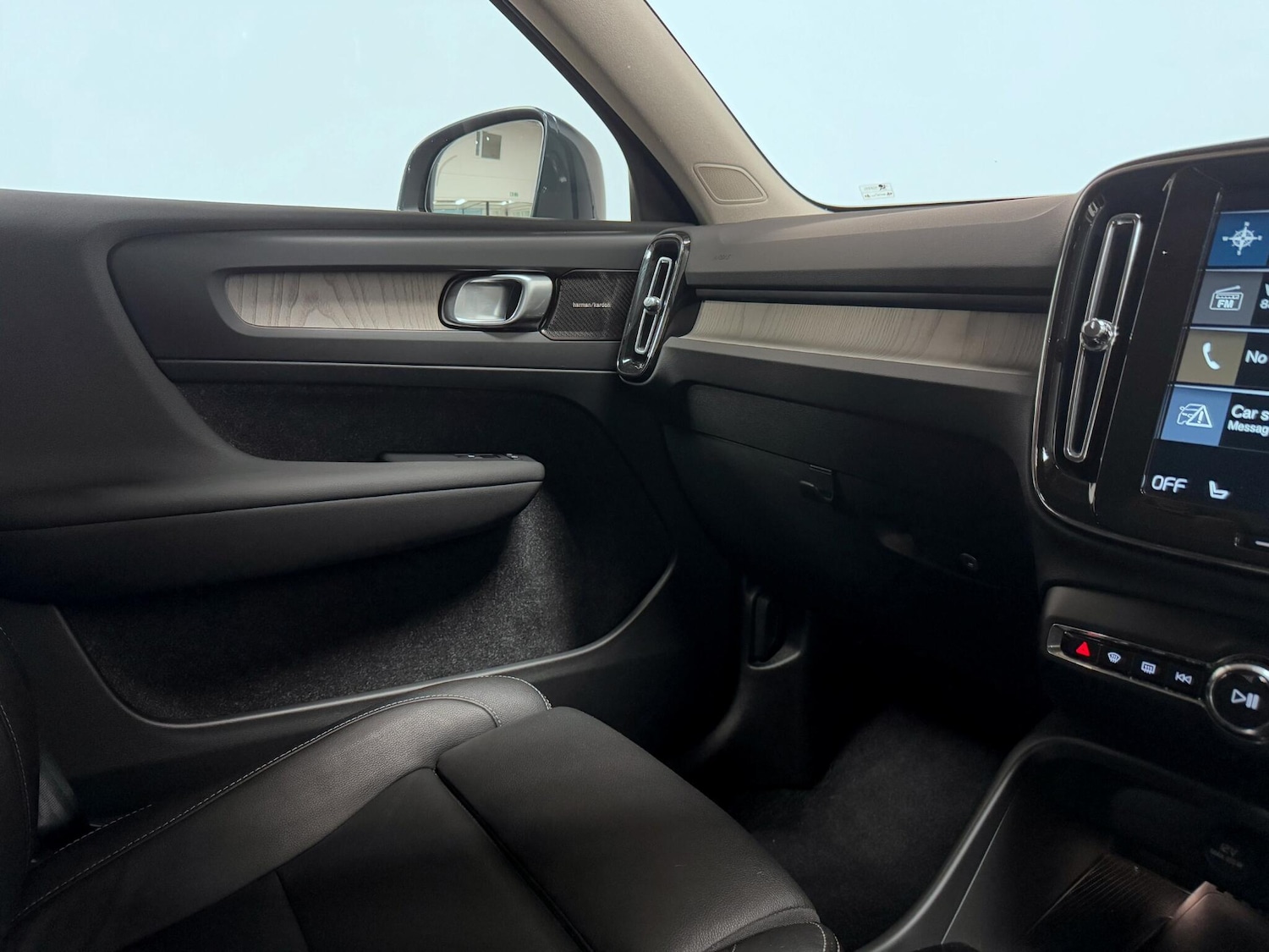 Used Volvo XC40 2019 for sale - 76284417: Photo 30