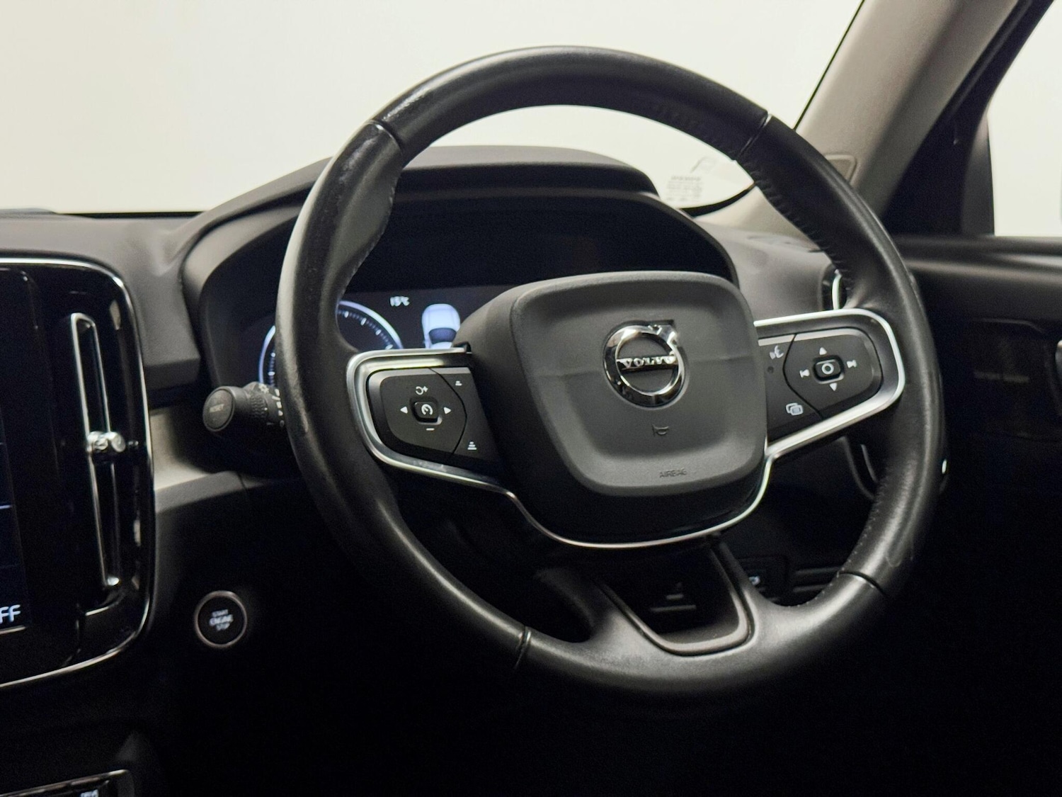 Used Volvo XC40 2019 for sale - 76284417: Photo 39