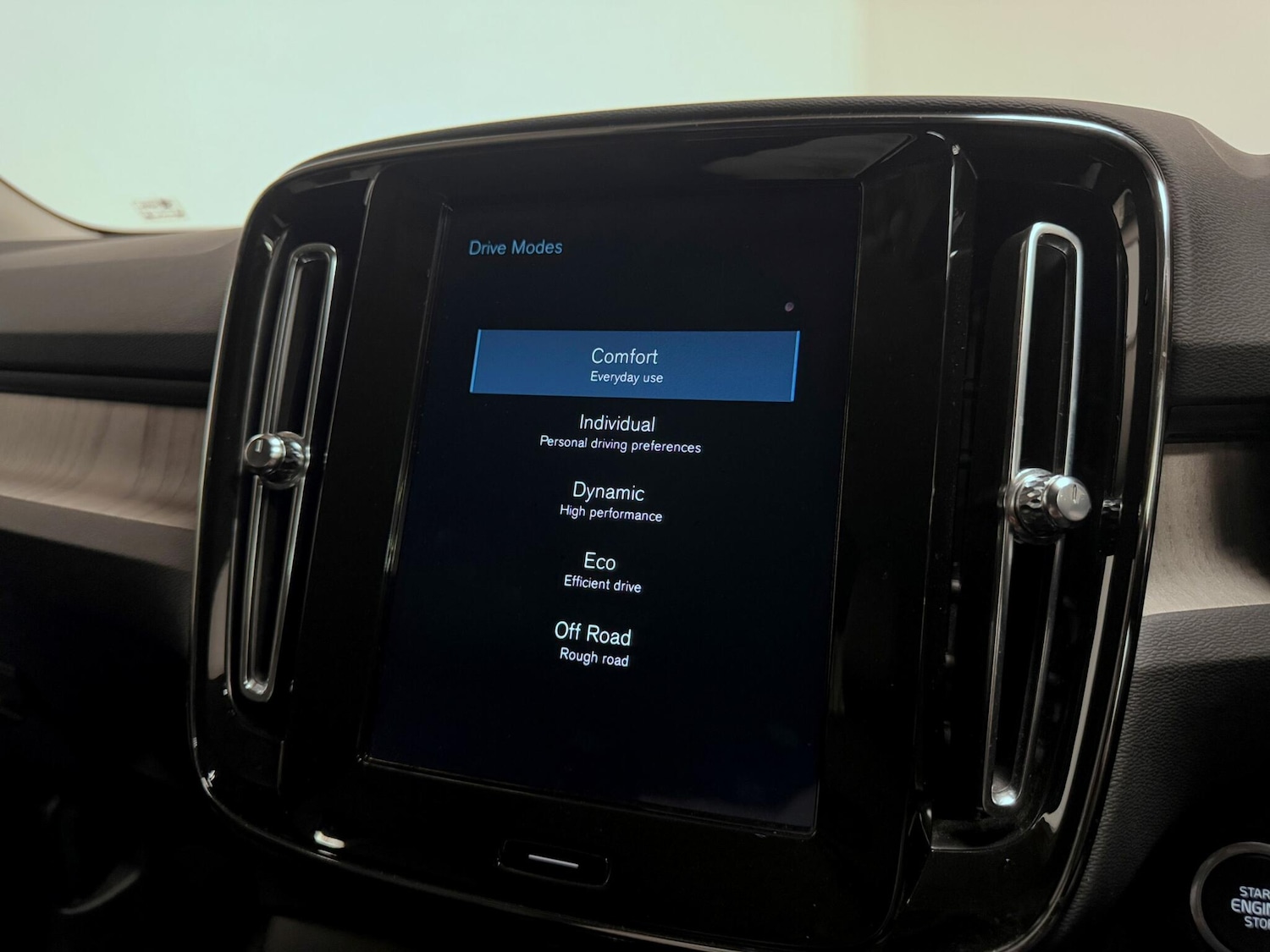 Used Volvo XC40 2019 for sale - 76284417: Photo 46