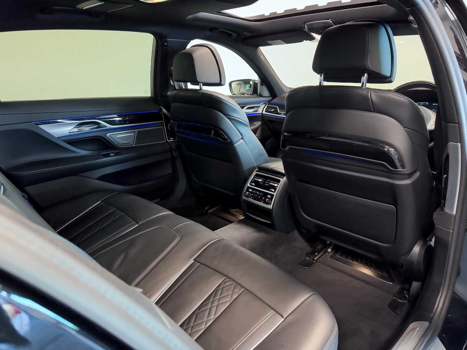 Used BMW 7 Series 2021 for sale - 76613057: Photo 24