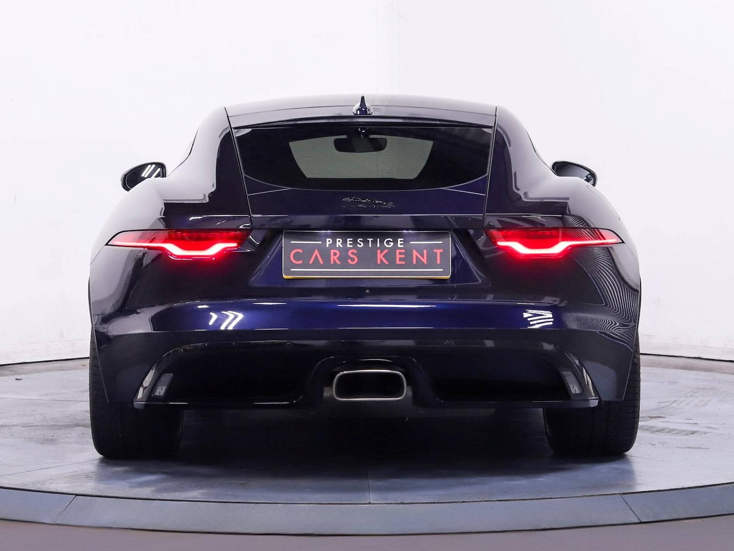 Used Jaguar F-Type 2023 for sale - 76689665: Photo 11