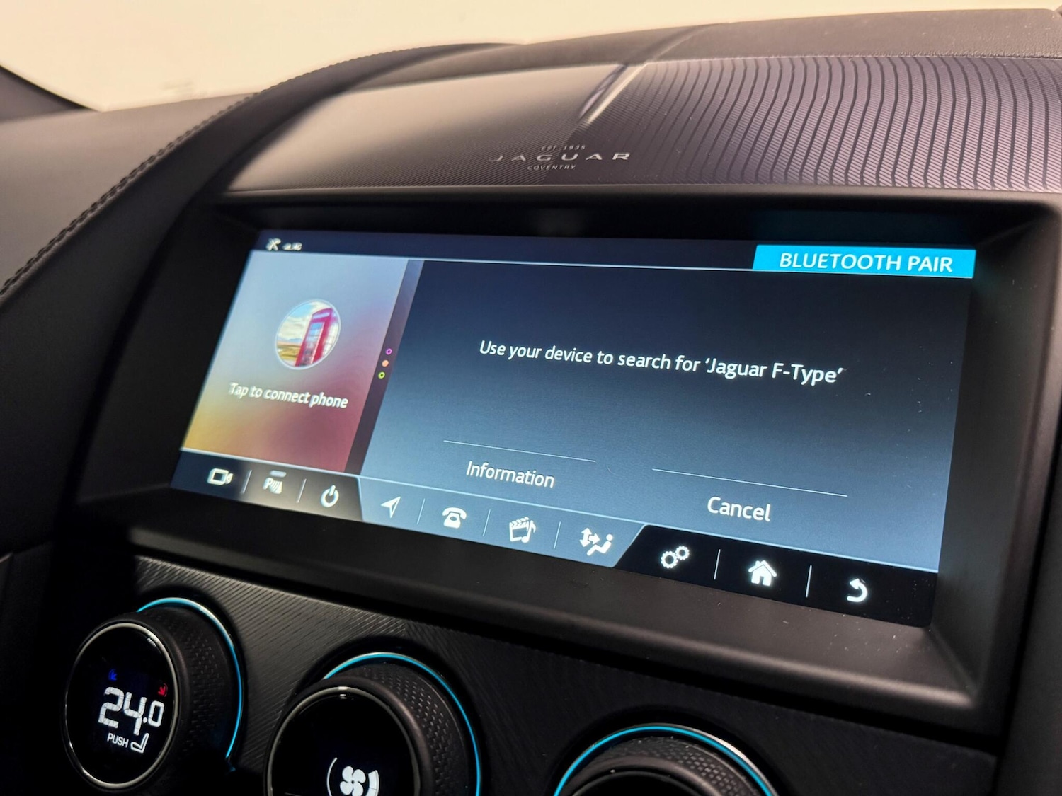 Used Jaguar F-Type 2023 for sale - 76689665: Photo 37