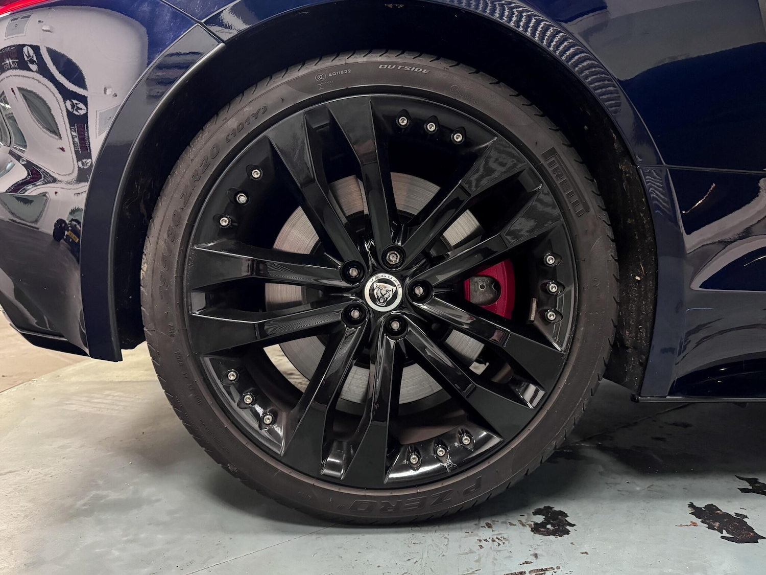 Used Jaguar F-Type 2023 for sale - 76689665: Photo 41