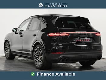 Used Porsche Cayenne 2023 for sale - 79698055: Photo