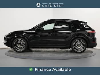 Used Porsche Cayenne 2023 for sale - 79698055: Photo