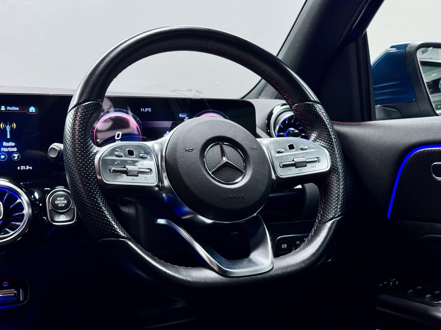 Used Mercedes-Benz GLA 2023 for sale - 77994361: Photo 33