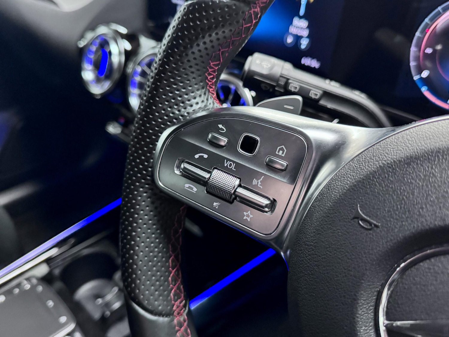 Used Mercedes-Benz GLA 2023 for sale - 77994361: Photo 34