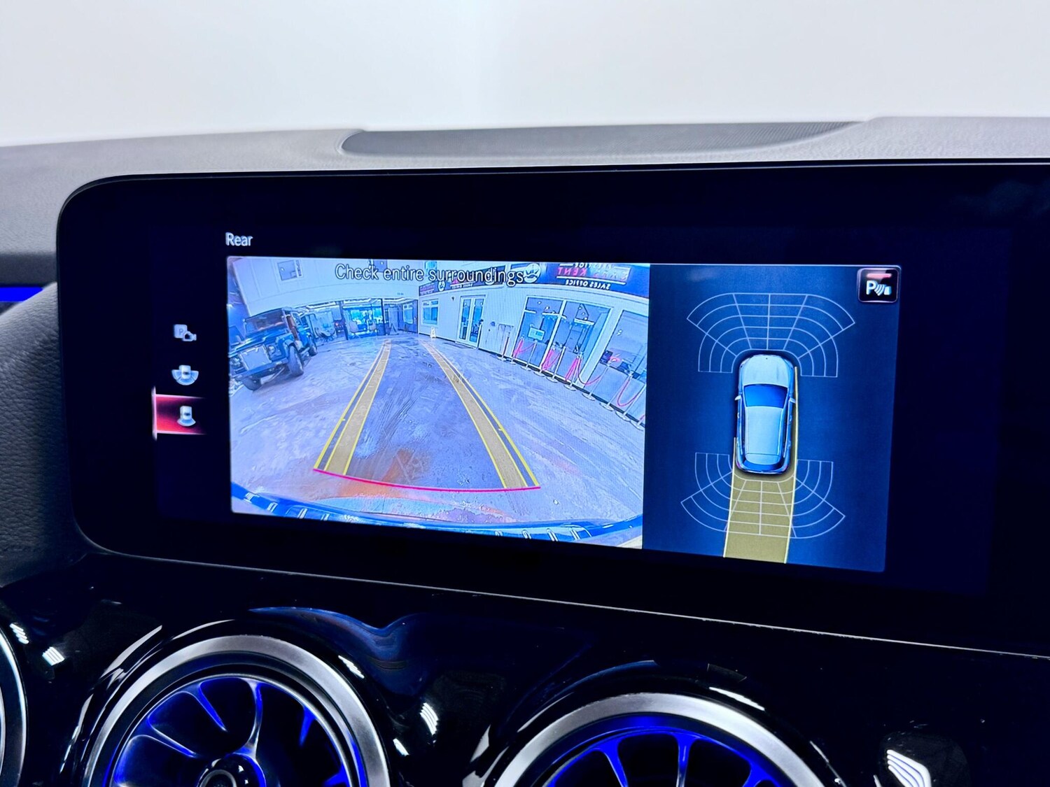 Used Mercedes-Benz GLA 2023 for sale - 77994361: Photo 39