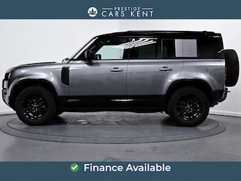 Used Land Rover Defender 2023 for sale - 79012199: Photo
