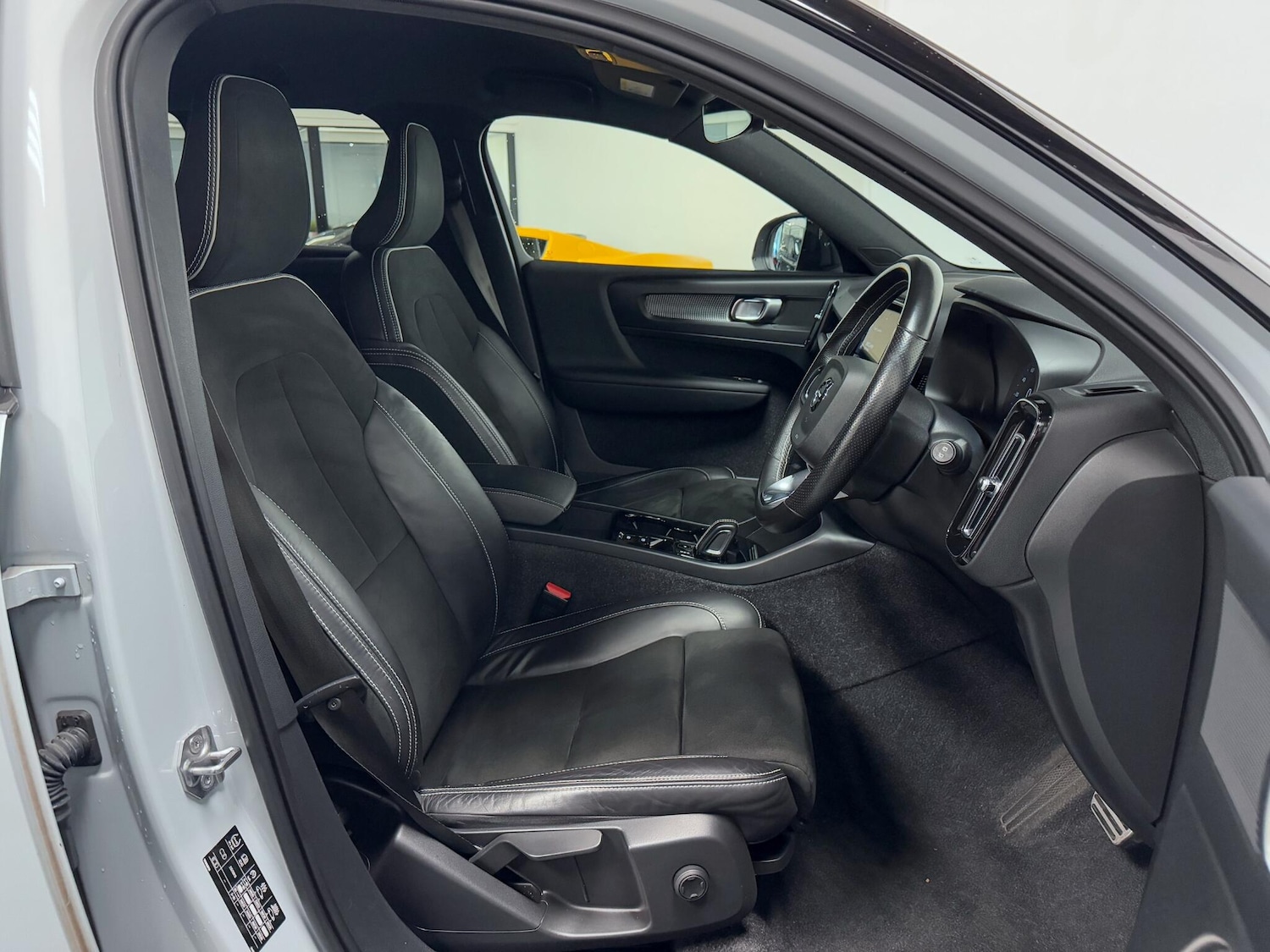 Used Volvo XC40 2021 for sale - 76326484: Photo 18