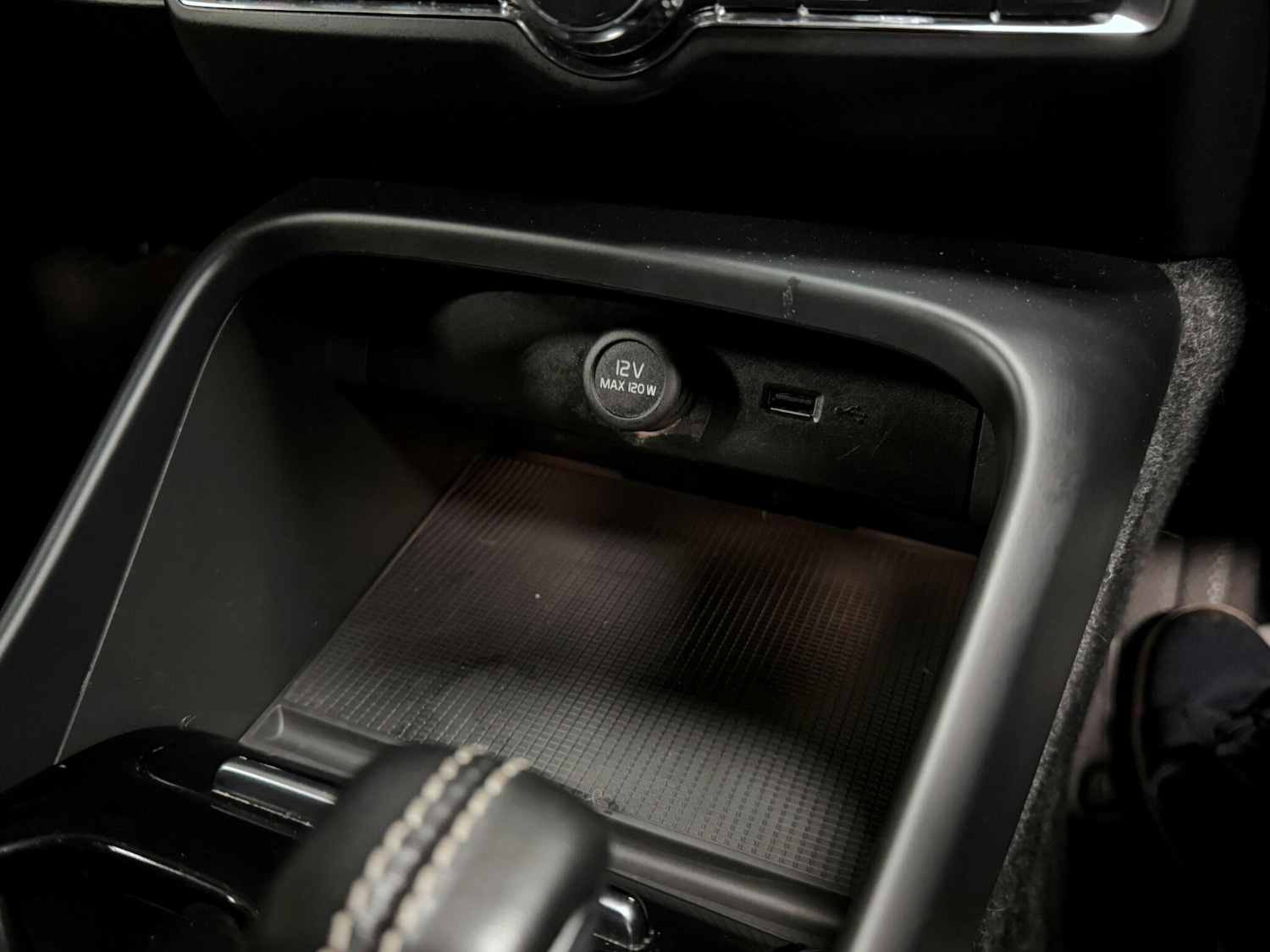 Used Volvo XC40 2021 for sale - 76326484: Photo 29