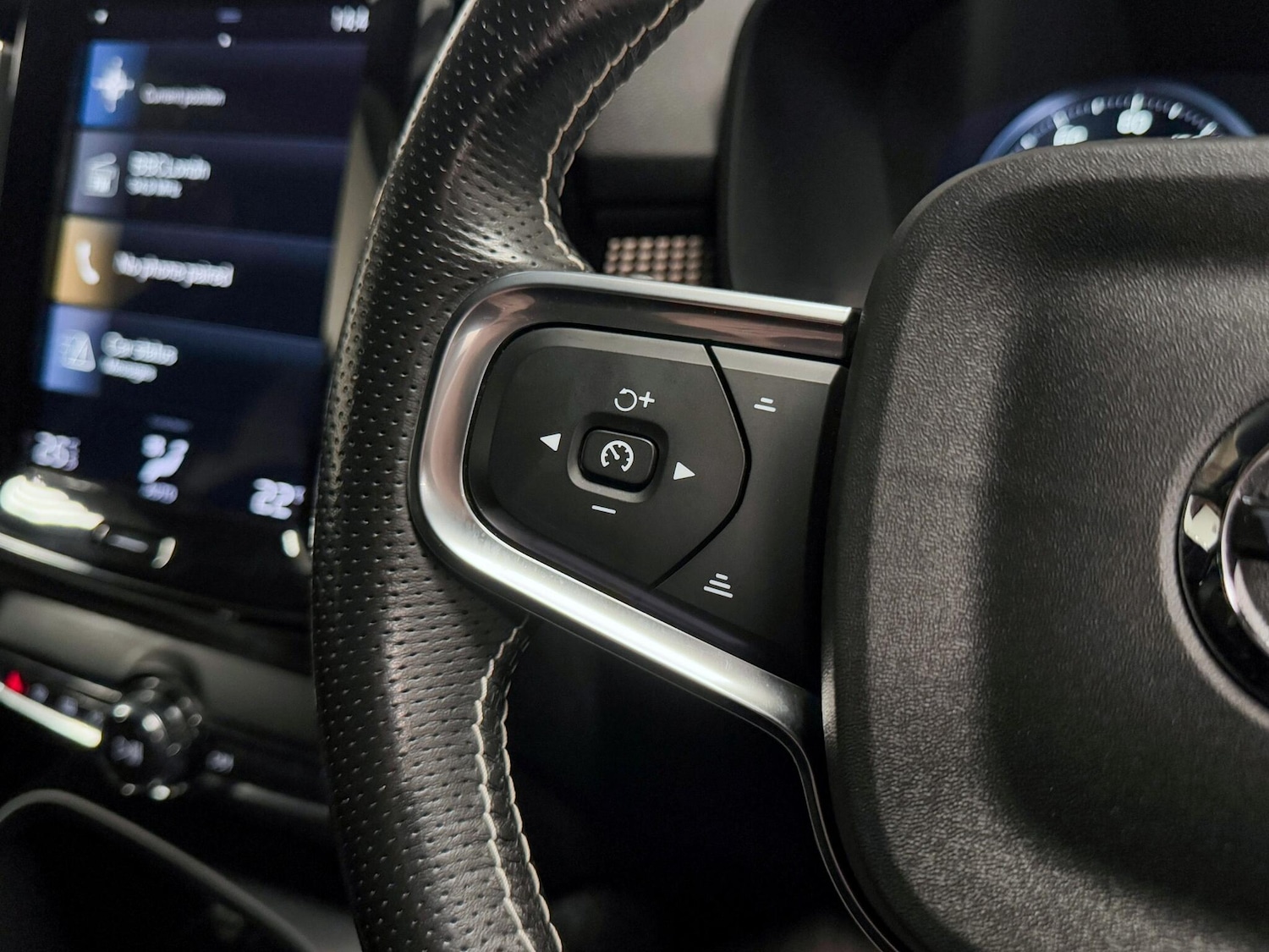 Used Volvo XC40 2021 for sale - 76326484: Photo 33