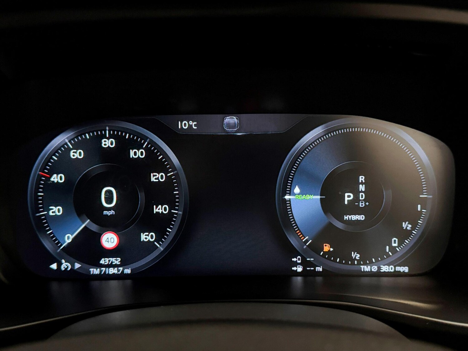 Used Volvo XC40 2021 for sale - 76326484: Photo 34