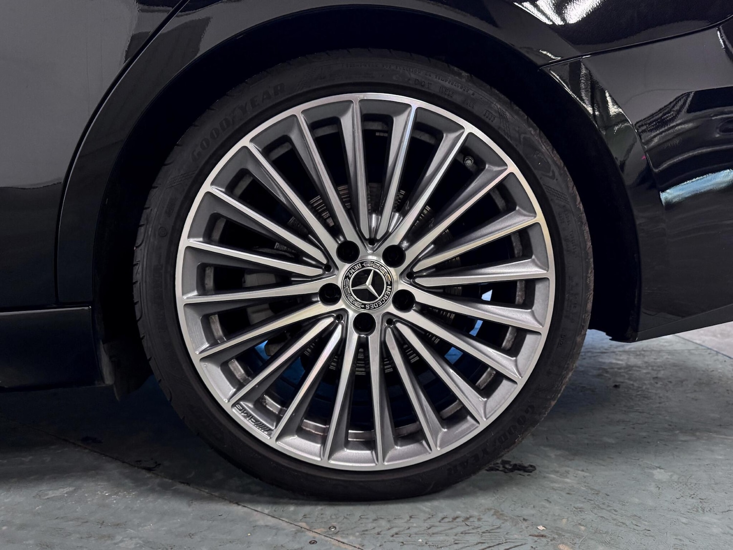 Used Mercedes-Benz C Class 2023 for sale - 76608558: Photo 64