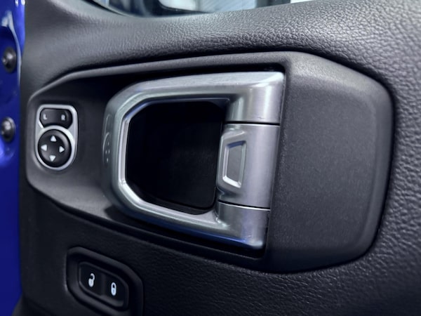 Used Jeep Wrangler 2020 for sale - 75732337: Photo 17