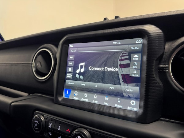 Used Jeep Wrangler 2020 for sale - 75732337: Photo 44