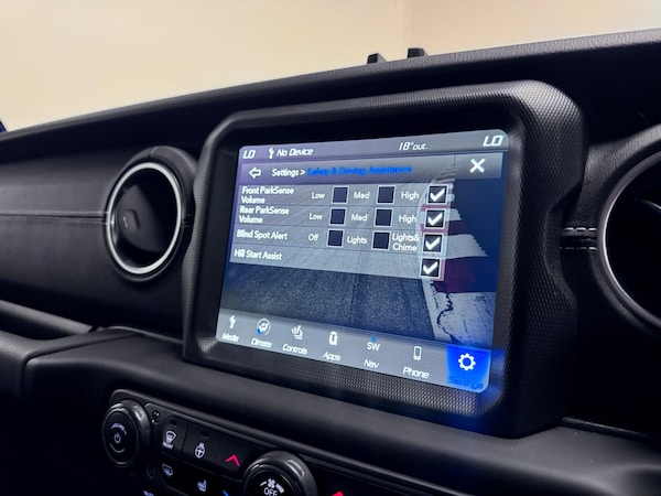 Used Jeep Wrangler 2020 for sale - 75732337: Photo 53