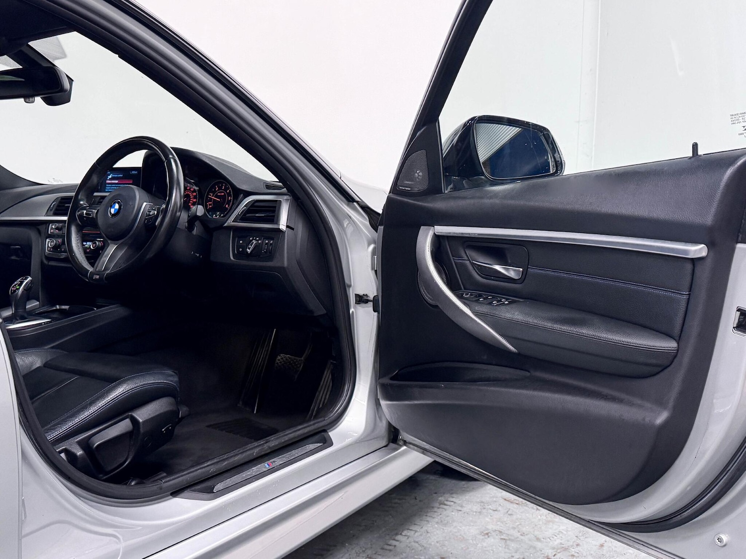 Used BMW 3 Series 2018 for sale - 76989584: Photo 13