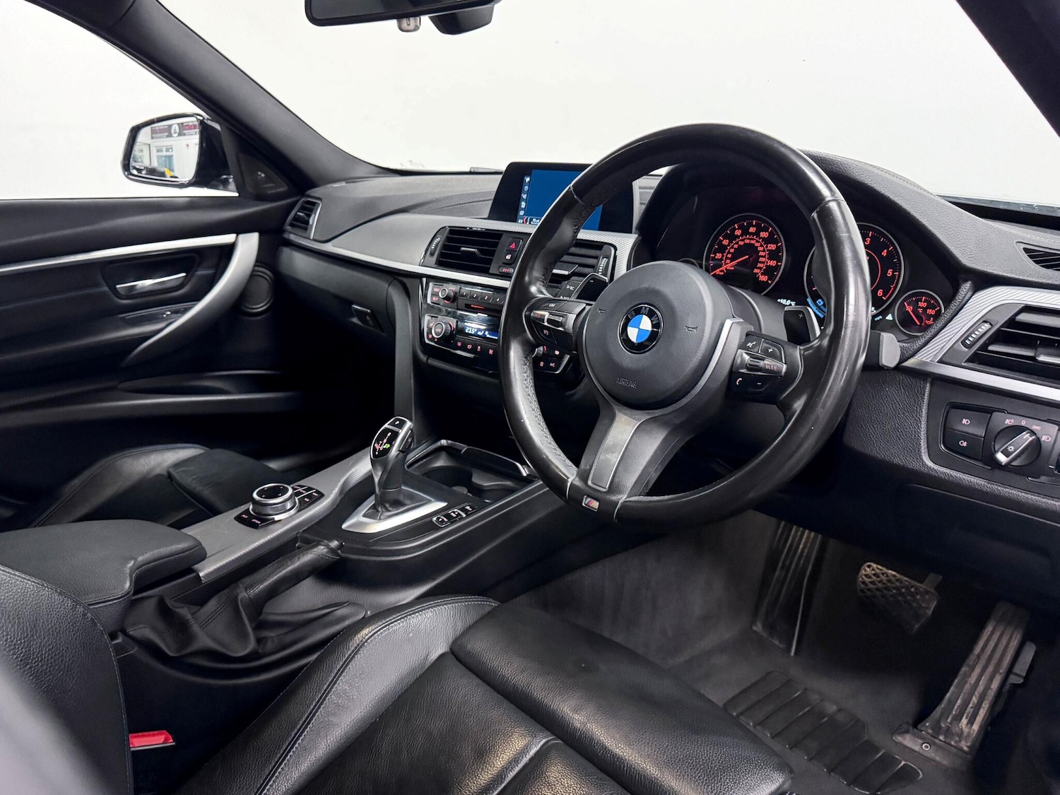 Used BMW 3 Series 2018 for sale - 76989584: Photo 17