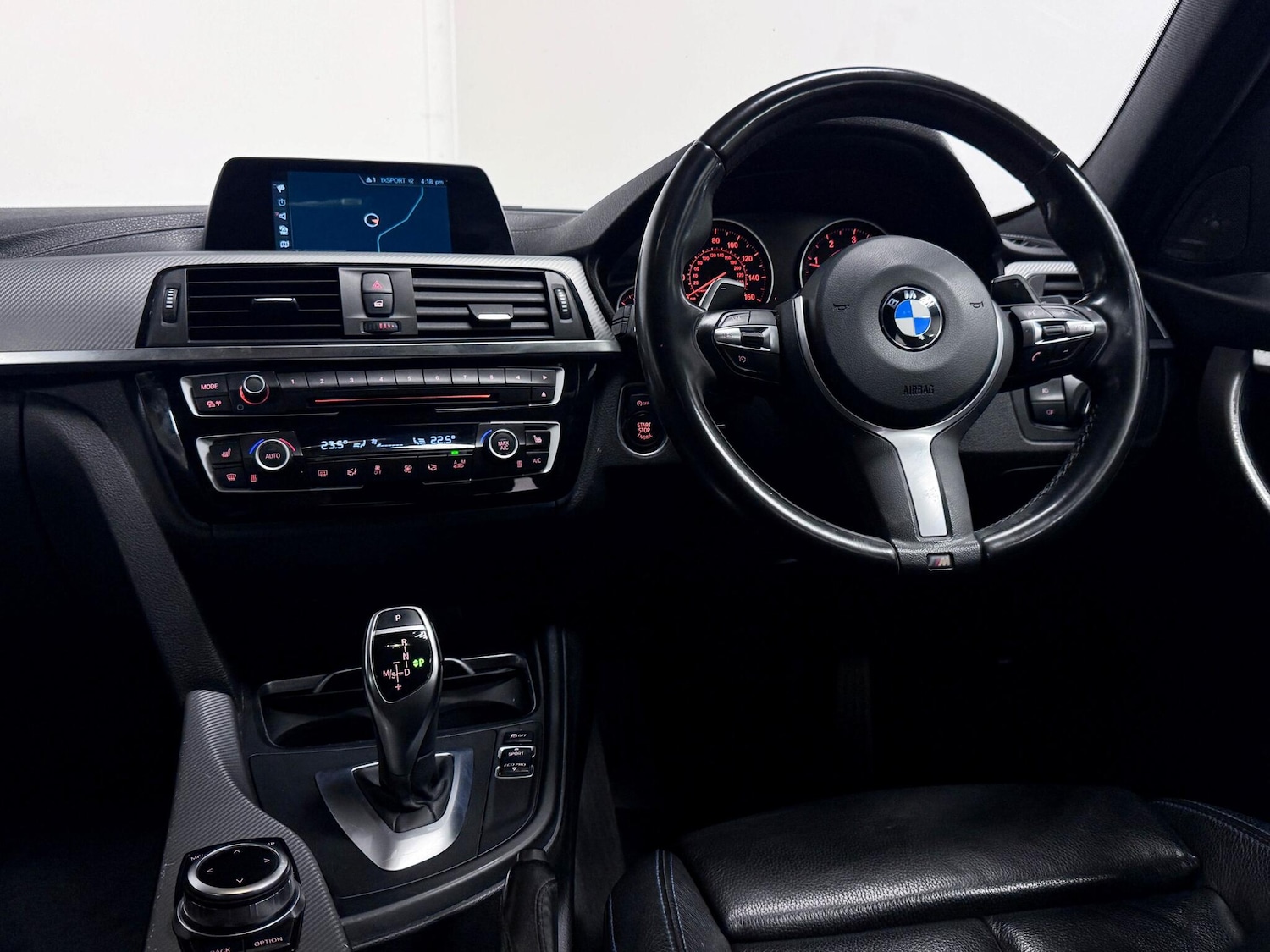 Used BMW 3 Series 2018 for sale - 76989584: Photo 32