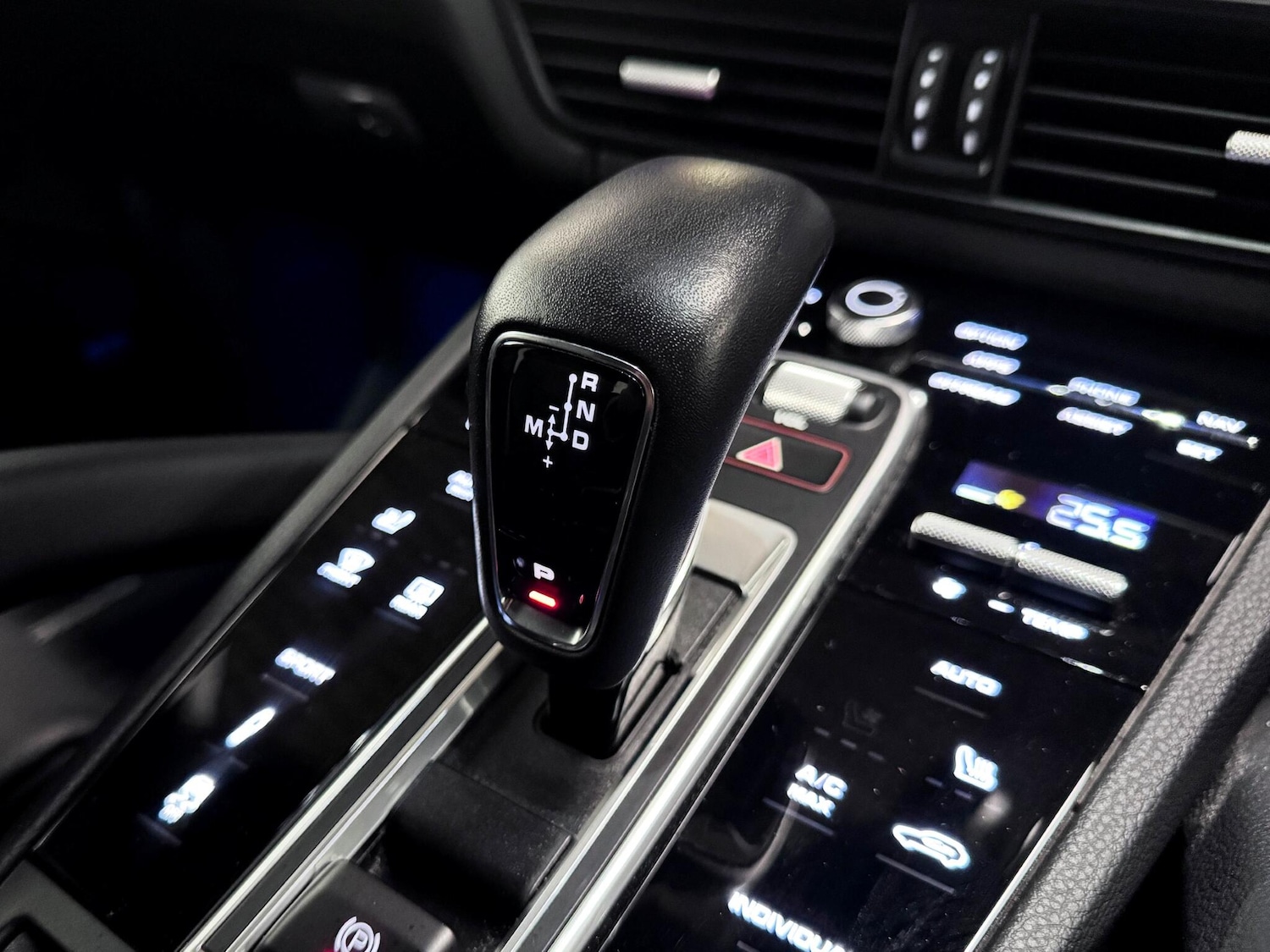 Used Porsche Cayenne 2023 for sale - 77550646: Photo 30