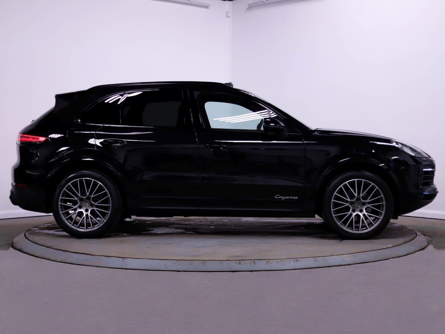 Used Porsche Cayenne 2023 for sale - 77550646: Photo 8