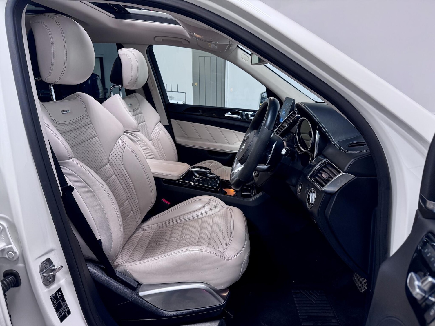 Used Mercedes-Benz GLS 2019 for sale - 76781321: Photo 23