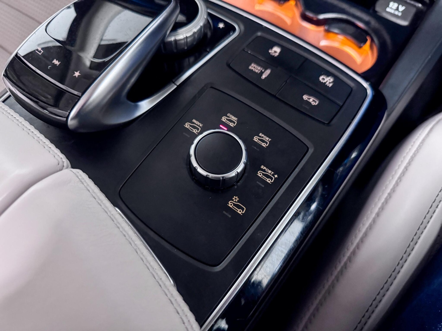 Used Mercedes-Benz GLS 2019 for sale - 76781321: Photo 32