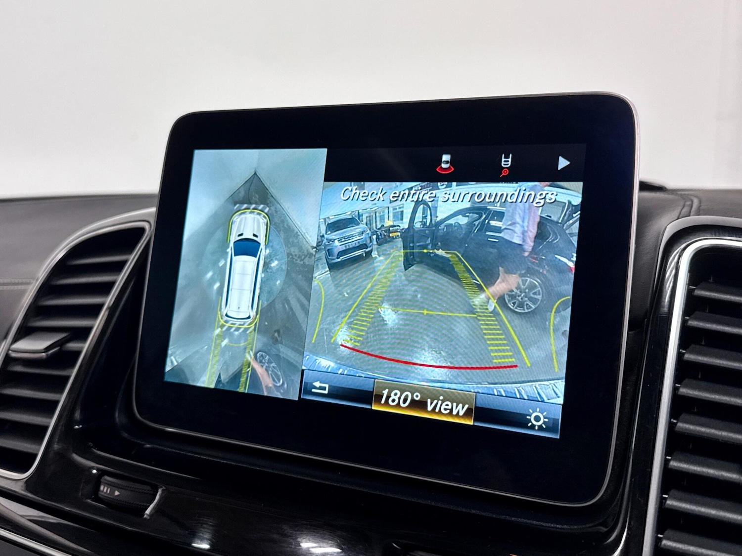 Used Mercedes-Benz GLS 2019 for sale - 76781321: Photo 47