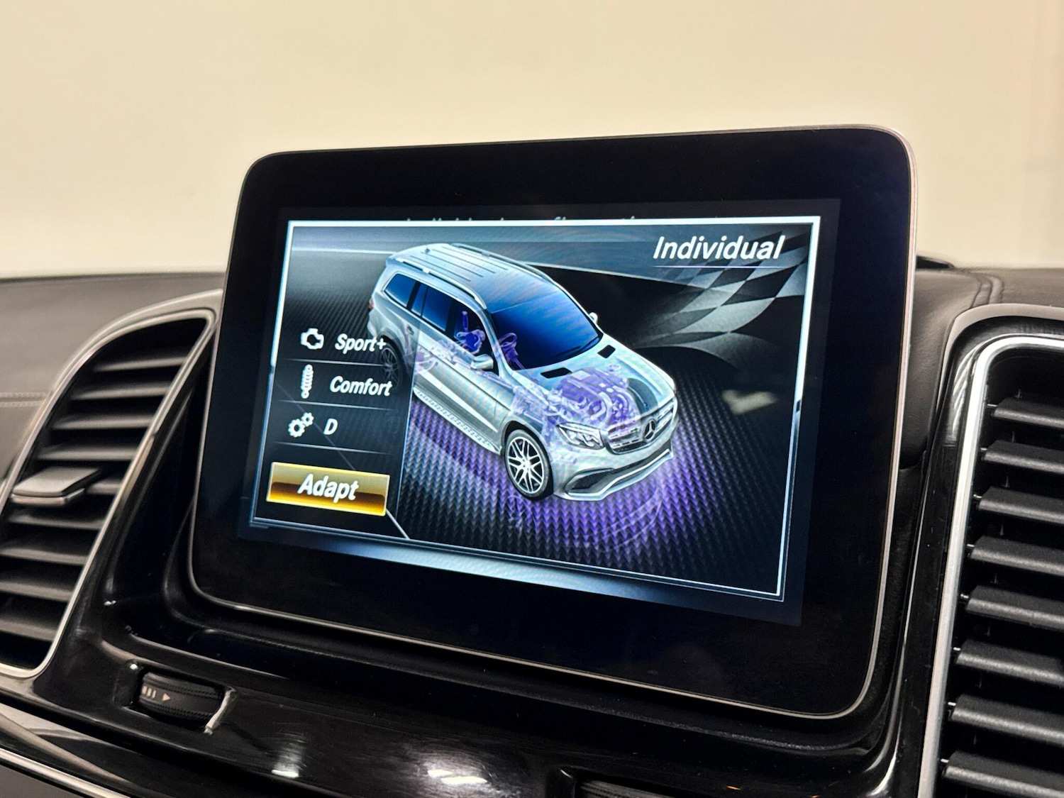 Used Mercedes-Benz GLS 2019 for sale - 76781321: Photo 59