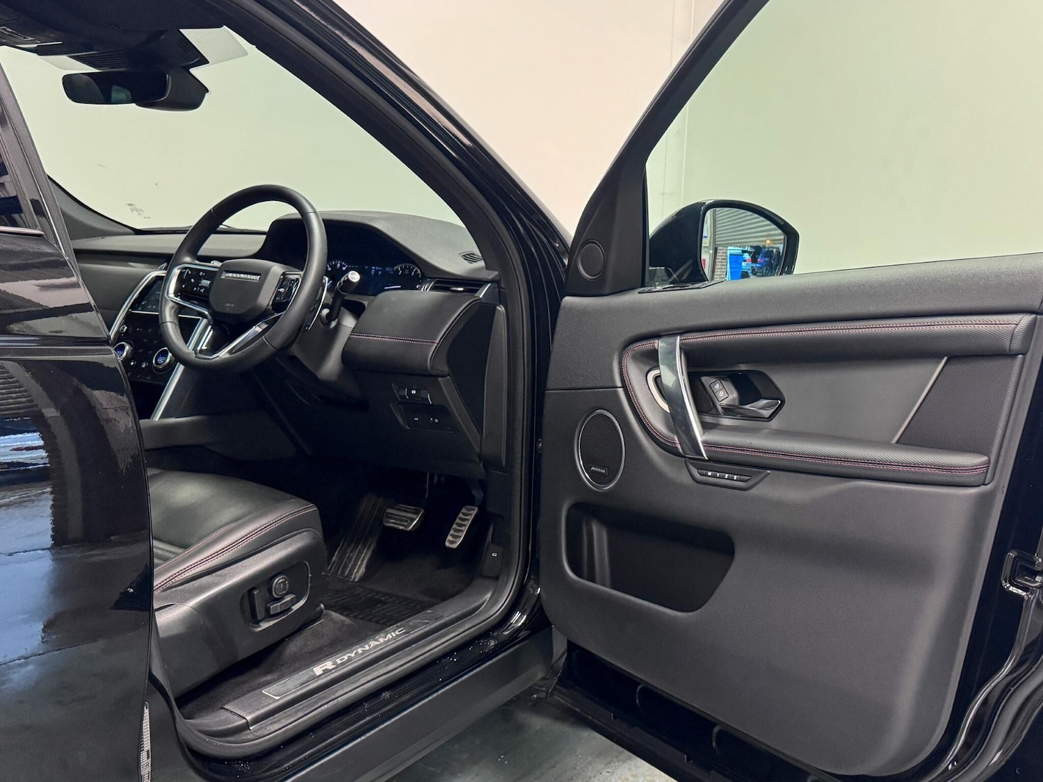 Used Land Rover Discovery Sport 2022 for sale - 77203431: Photo 14