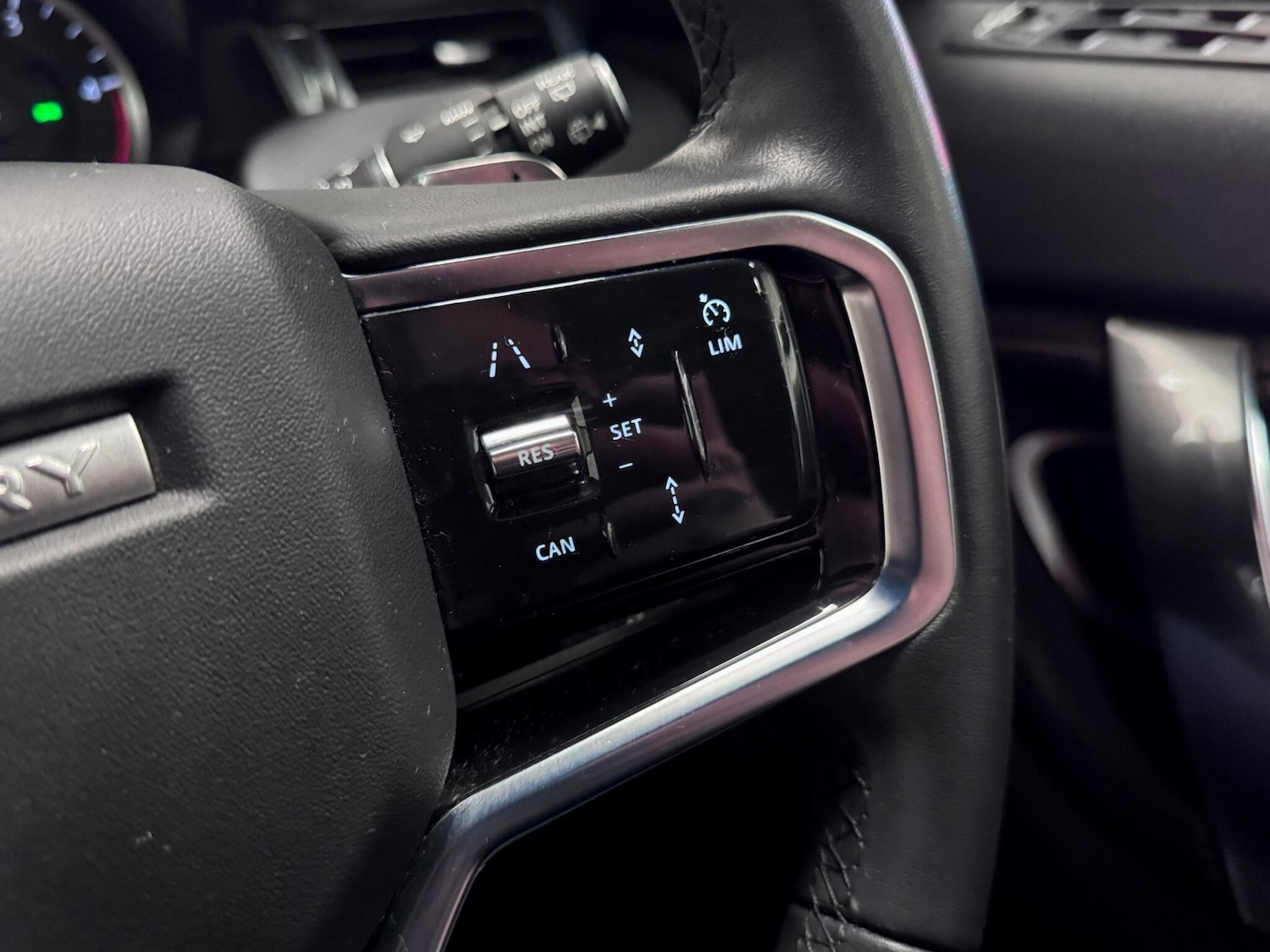 Used Land Rover Discovery Sport 2022 for sale - 77203431: Photo 40