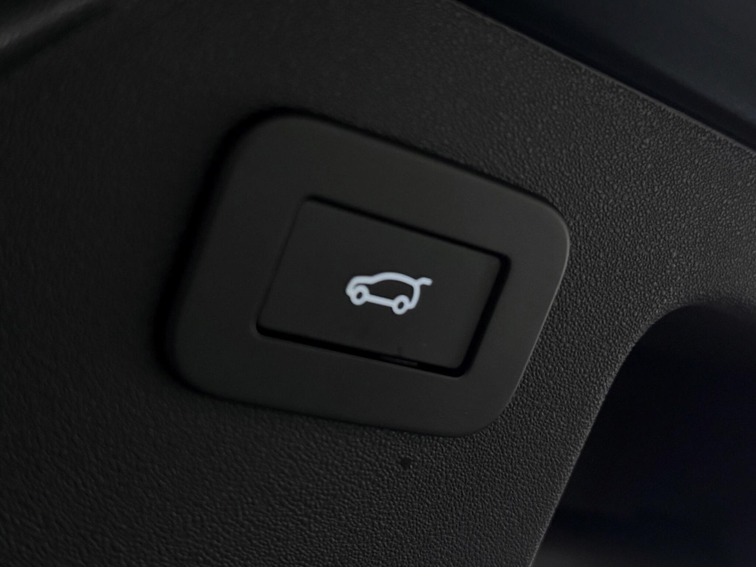 Used Land Rover Discovery Sport 2022 for sale - 76824594: Photo 13