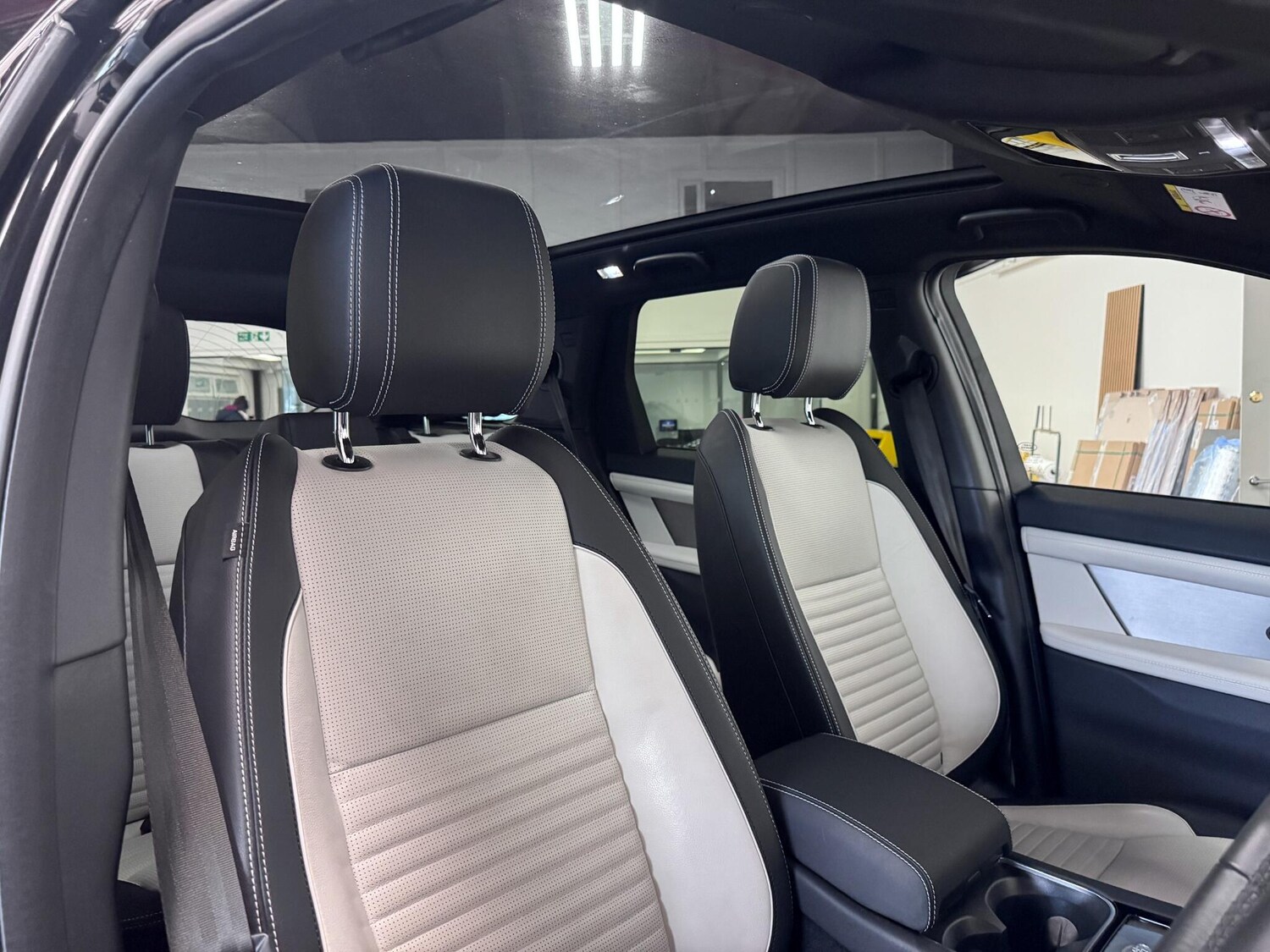 Used Land Rover Discovery Sport 2022 for sale - 76824594: Photo 21