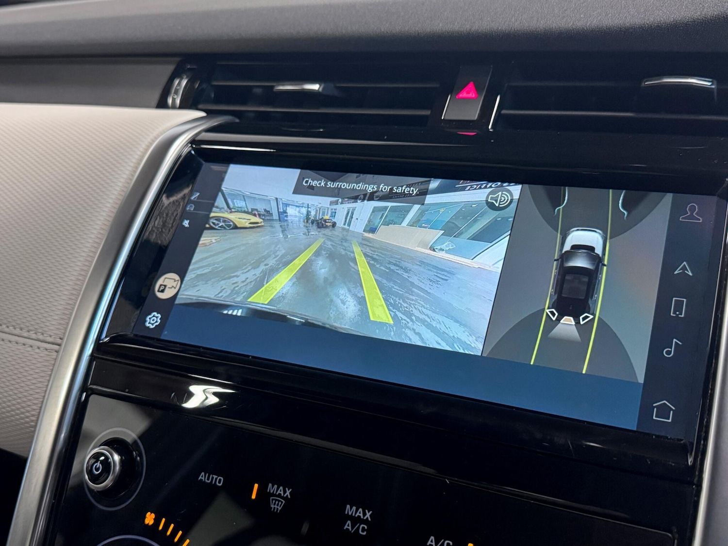 Used Land Rover Discovery Sport 2022 for sale - 76824594: Photo 41