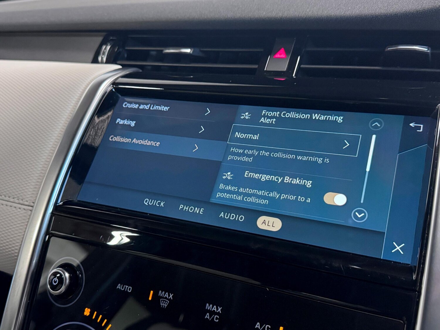 Used Land Rover Discovery Sport 2022 for sale - 76824594: Photo 49