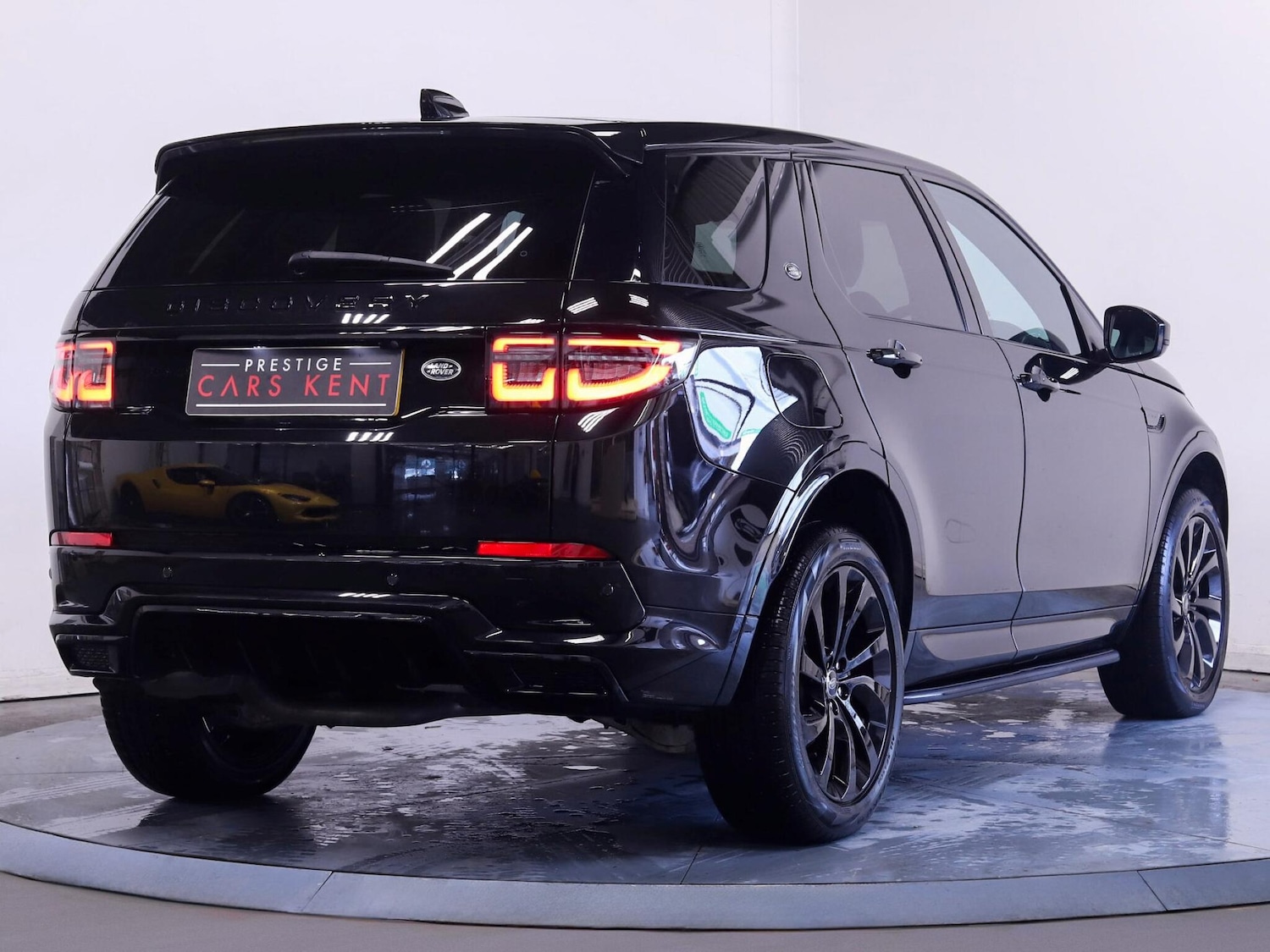 Used Land Rover Discovery Sport 2022 for sale - 76824594: Photo 9