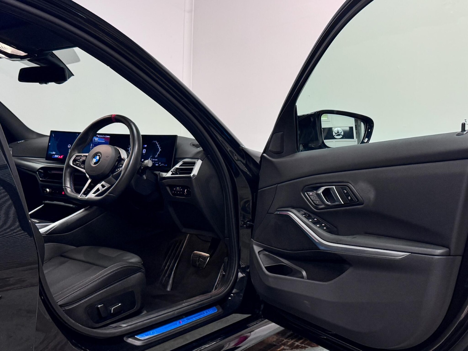 Used BMW 3 Series 2024 for sale - 77468940: Photo 13